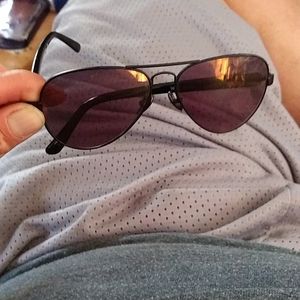 Westward \\ Leaning sunglasses